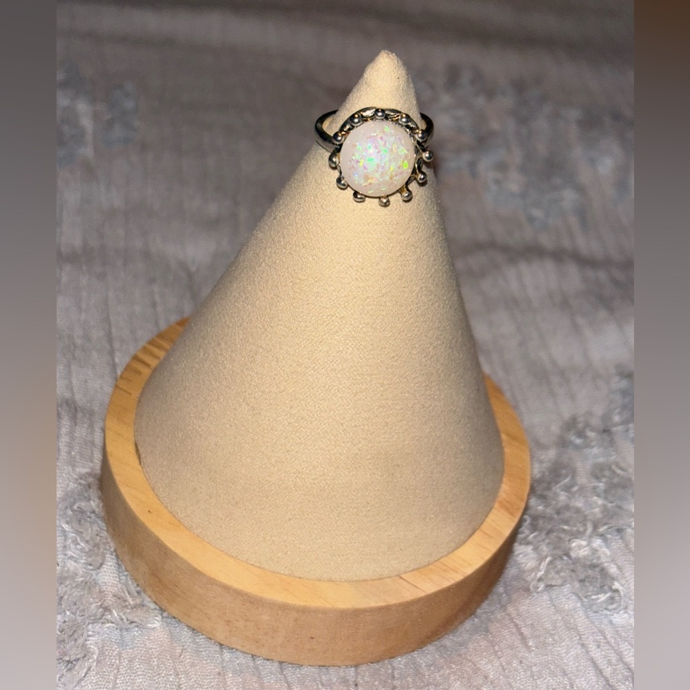 Silver ring with opal stone